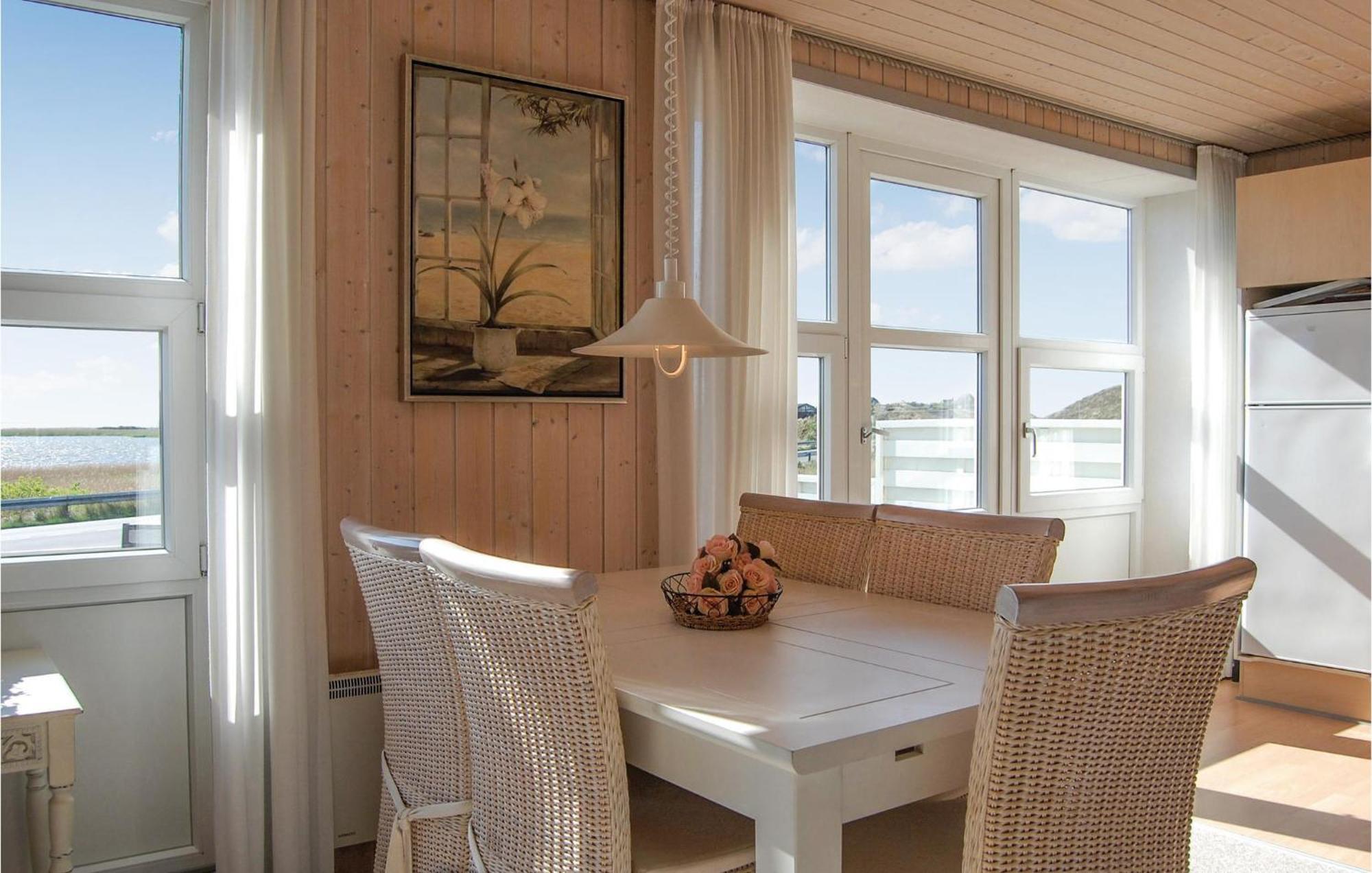 2 Bedroom Gorgeous Home In Hvide Sande Havrvig Extérieur photo