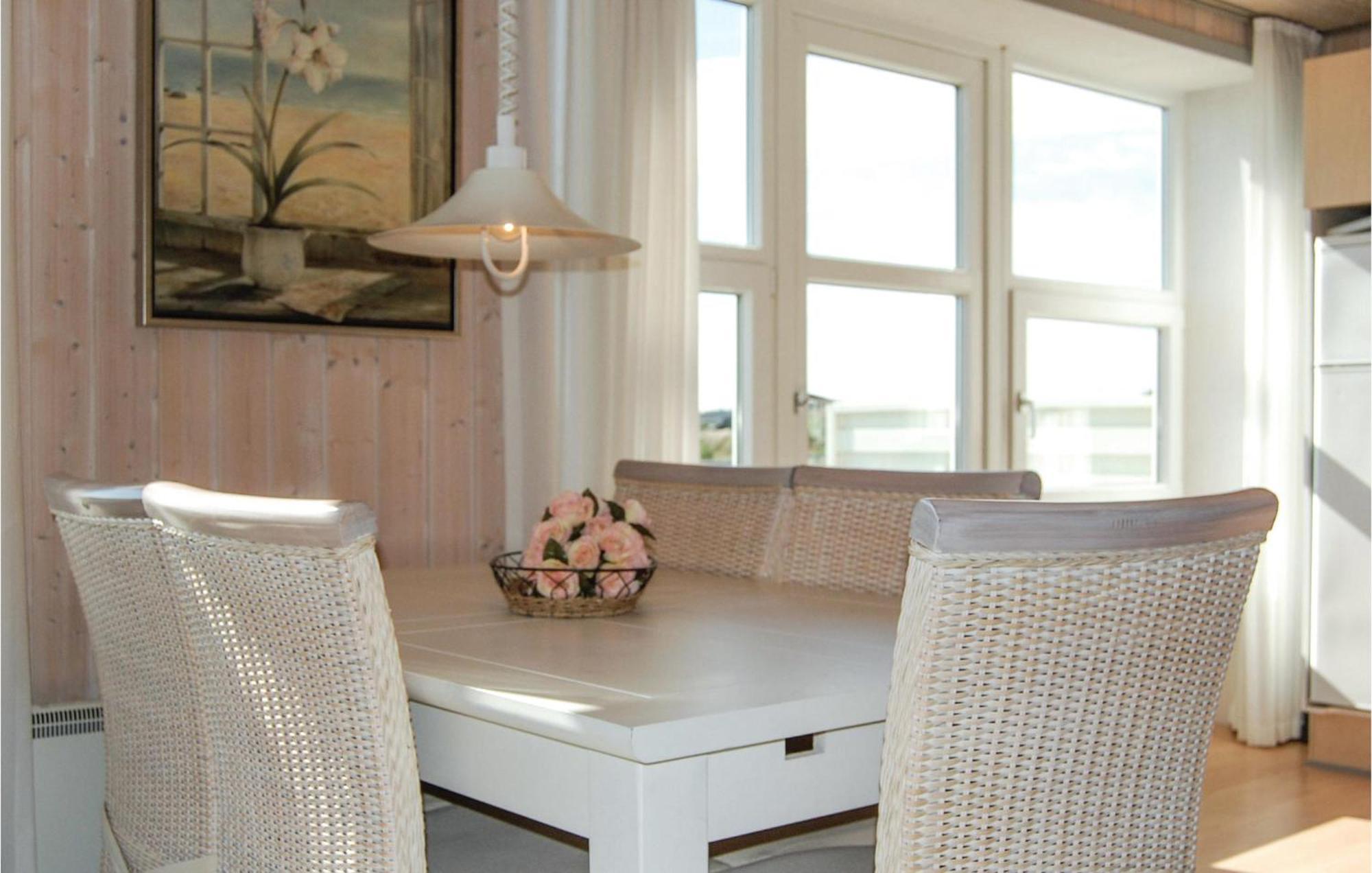 2 Bedroom Gorgeous Home In Hvide Sande Havrvig Extérieur photo