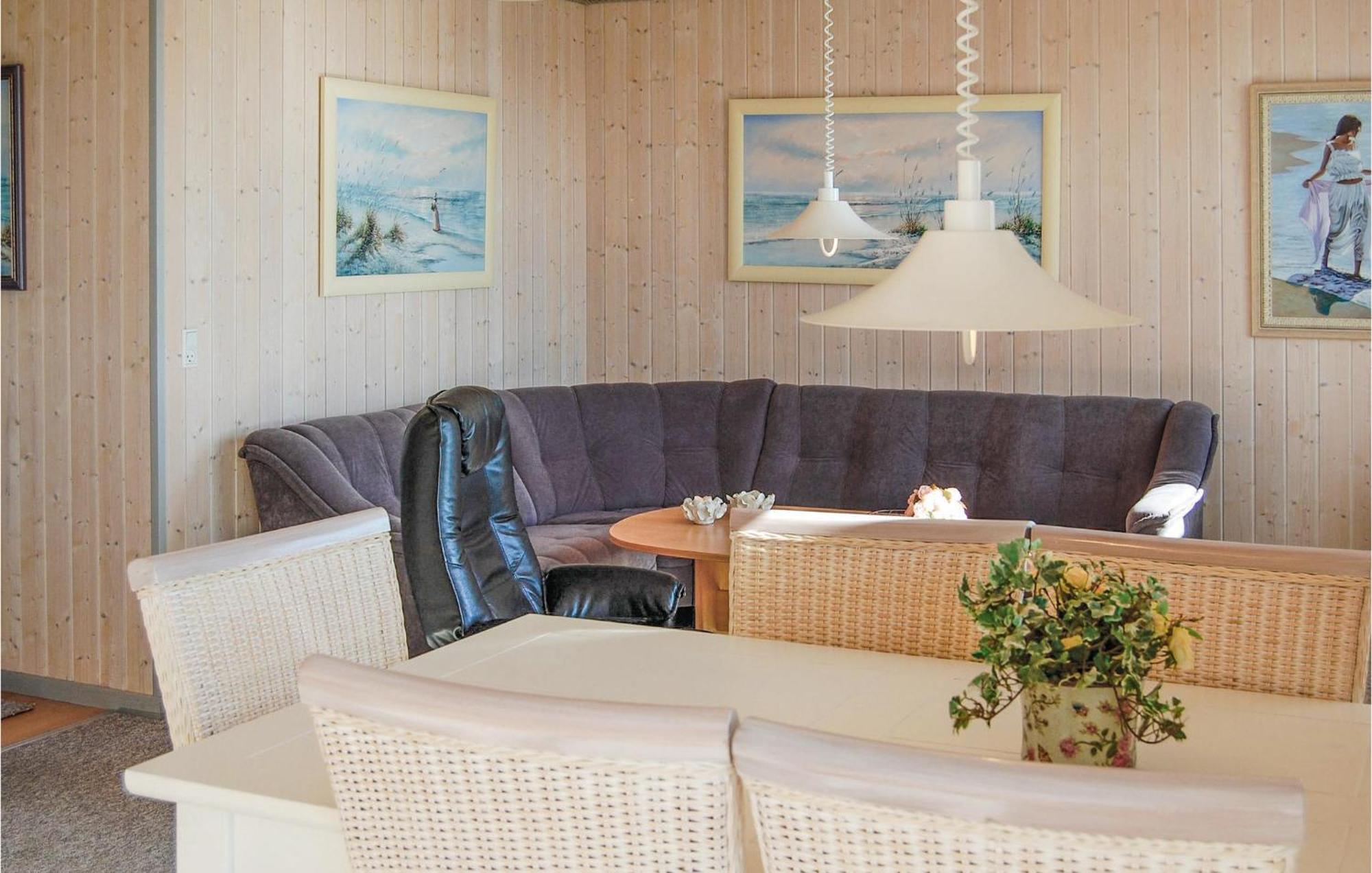 2 Bedroom Gorgeous Home In Hvide Sande Havrvig Extérieur photo